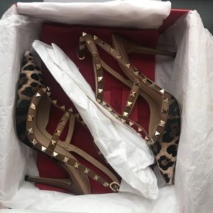 Valentino Rockstud Leopard Ankle strap Heels size9